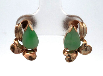Vintage 14K Yellow Gold Pear Green Jade Cabochon Floral Screw Back Earrings