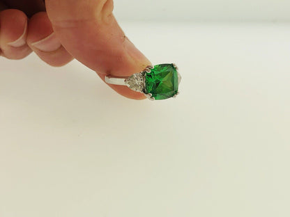 Stunning Designer Sterling Silver Green White Cubic Zirconia CZ Cocktail Ring