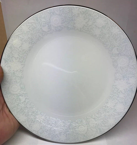 Retired Noritake Ravel Pattern White Flowers w/Blue Silver Trim Salad Plate