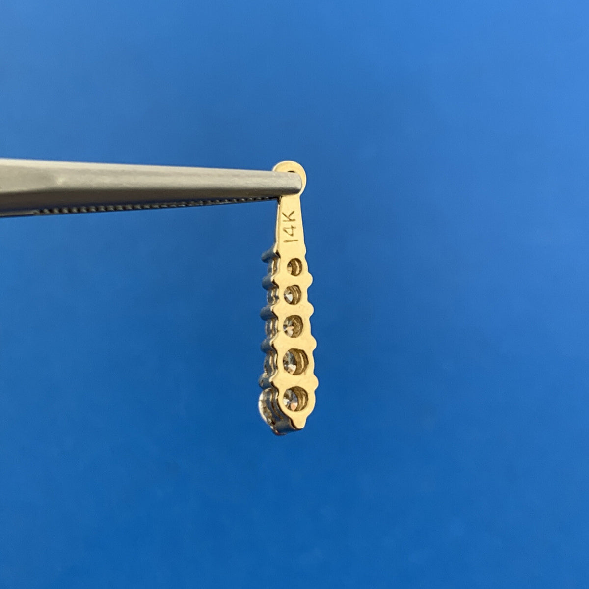 Gorgeous 14k Yellow Gold Round Cut Diamond Vertical Set Earring Enhancers