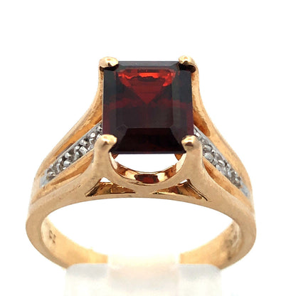 Designer 14K Yellow Gold Emerald Cut Garnet Round Diamond Accent Cocktail Ring