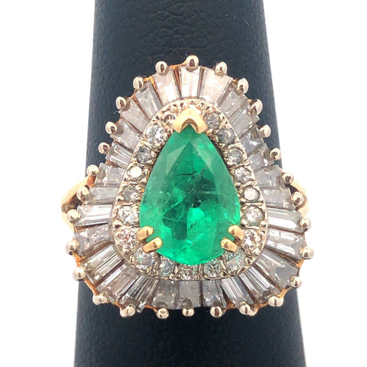 Vintage 14K Yellow Gold Pear Emerald Double Diamond Halo Statement Cocktail Ring