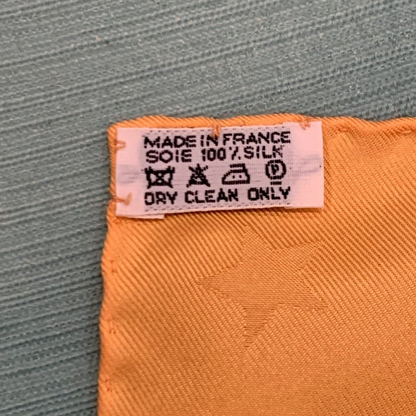 Hermes Carre 90 100% Silk Paris P Ledoux Cosmos Orange/Ylw Neckerchief Scarf