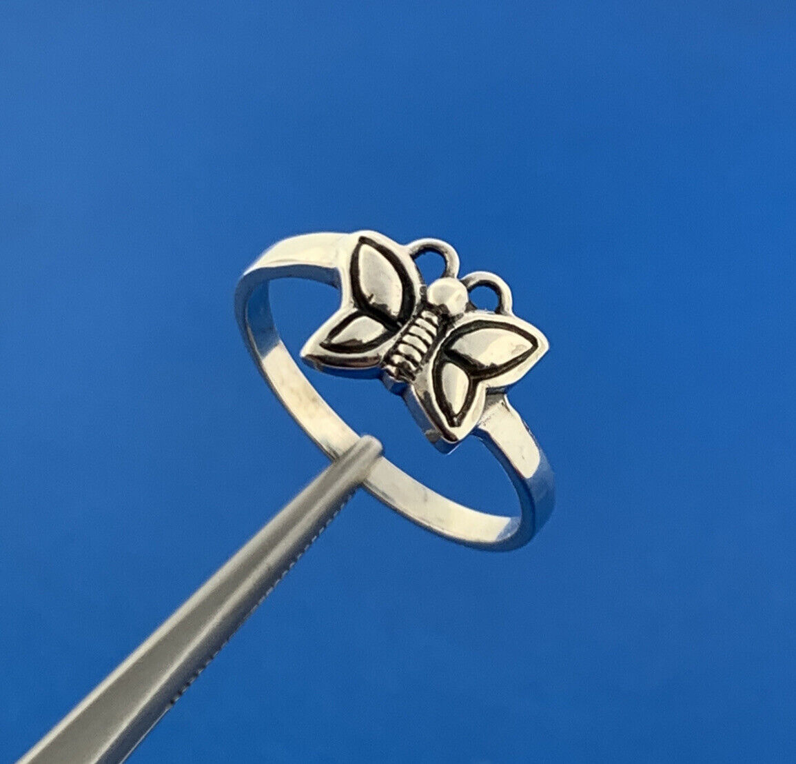 Stunning Sterling Silver 925 Small Butterfly Insect Precious Ring Size 6.75