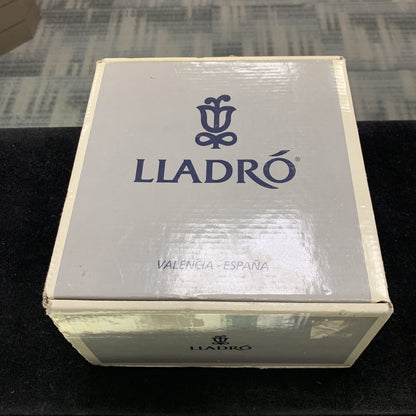 1998 Lladro Safe And Sound Terrier Child Retired Porcelain Figurine #6556 NIB