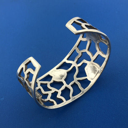 Vintage Taxco TE-01 925 Sterling Silver Turquoise Inlay Open Work Cuff Bracelet