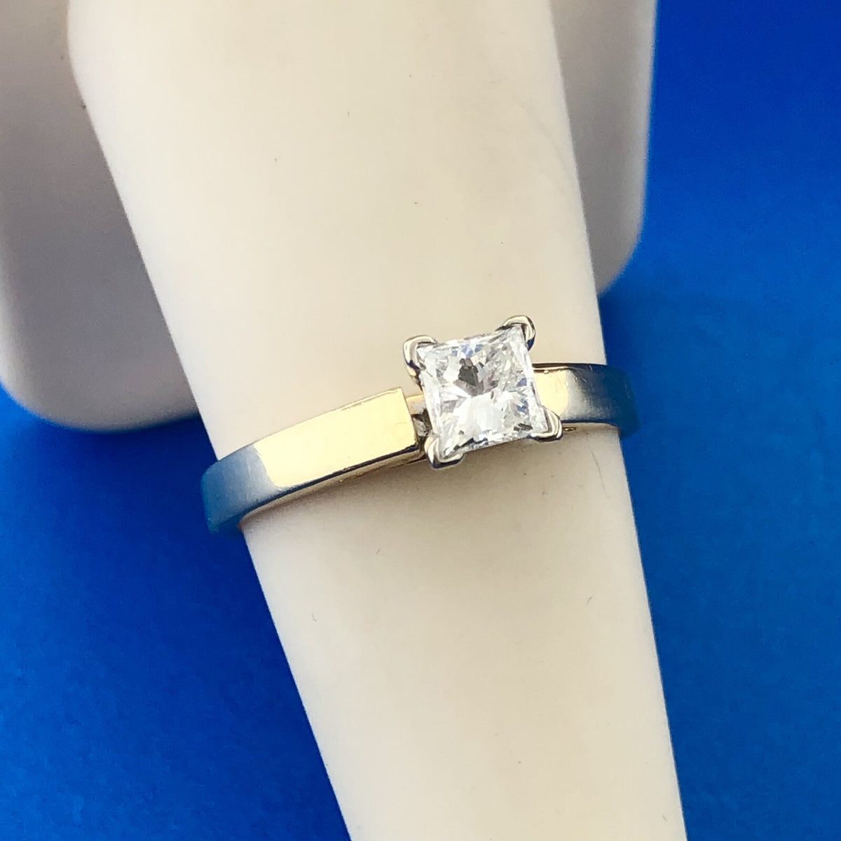 Classic Elegant BDX 14k Yellow Gold Solitaire Princess Diamond Engagement Ring