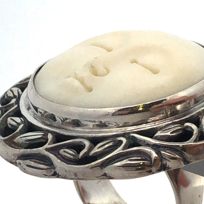 Vintage 925 Sterling Silver Round Carved Resin Moon Face Vine Statement Ring