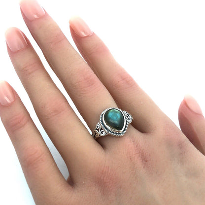 Designer D'Joy 925 Sterling Silver Pear Cabochon Labradorite Filigree Ring