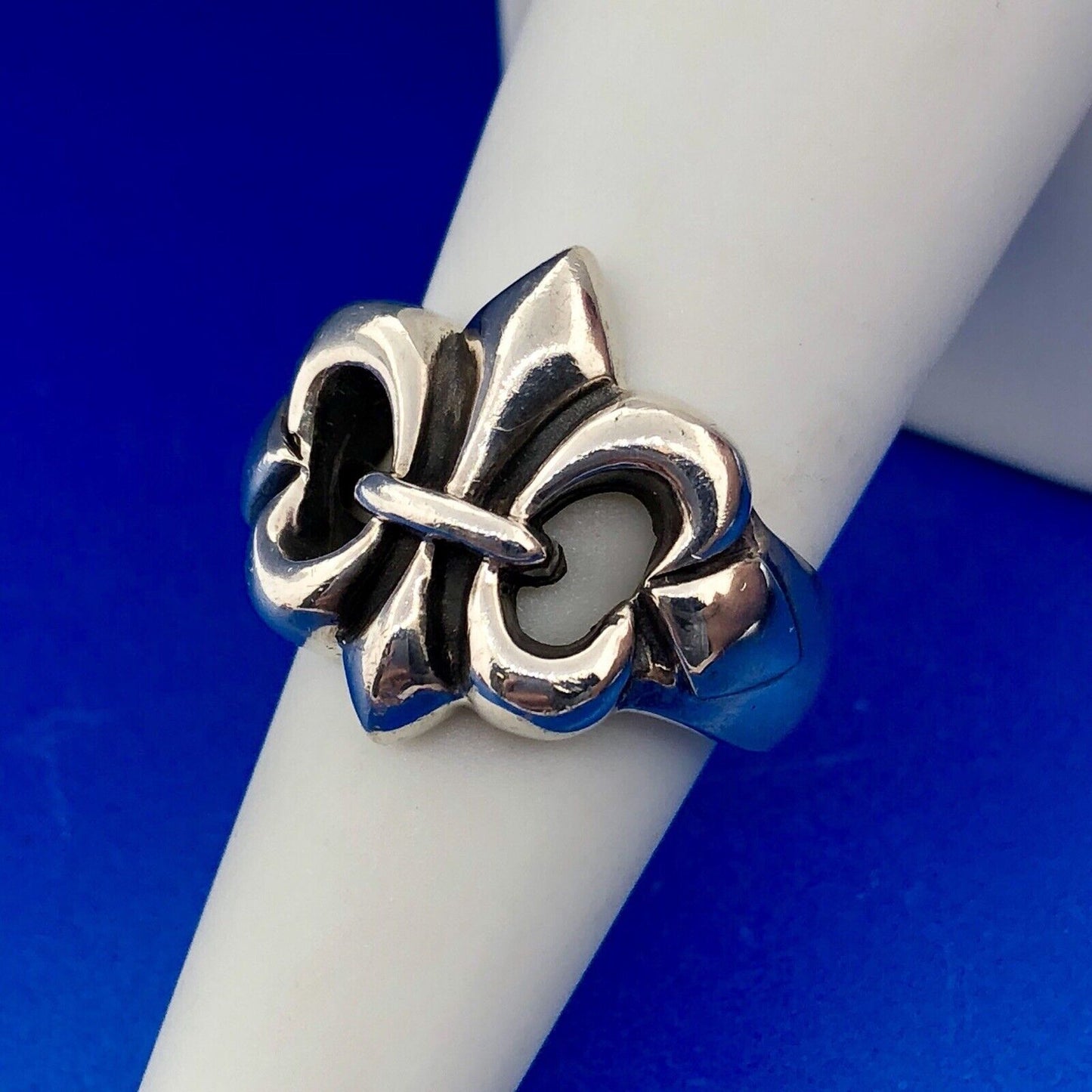 Designer 925 Sterling Silver Fleur De Lis Cut Out Symbol Statement Ring