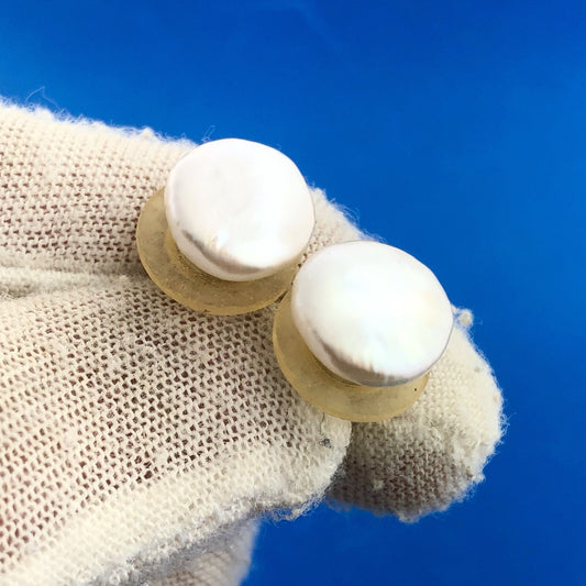 Retro 14K Yellow Gold White Iridescent Mabe Pearl Statement Stud Earrings