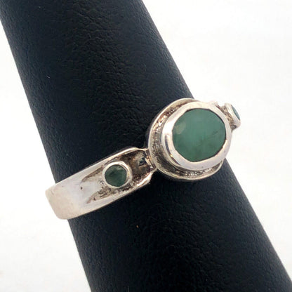 Vintage 925 Sterling Silver Oval Emerald May Anniversary Ring