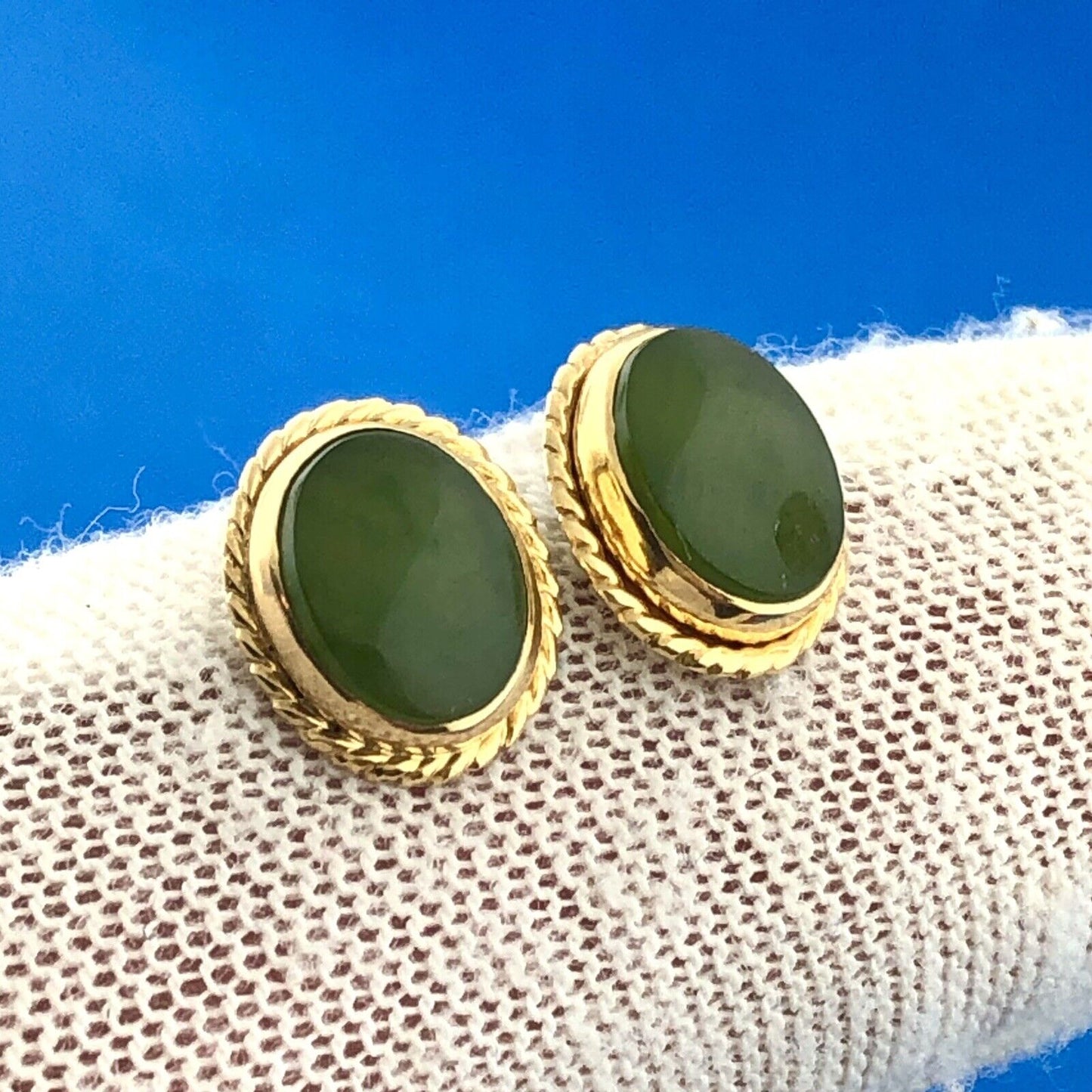 Retro 14K Yellow Gold Oval Jade Jadeite Cabochon Stud Earrings