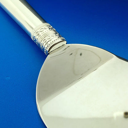 Designer Vera Wang Silver Plate Wedgewood With Love Pie Cake Pastry Knife Server