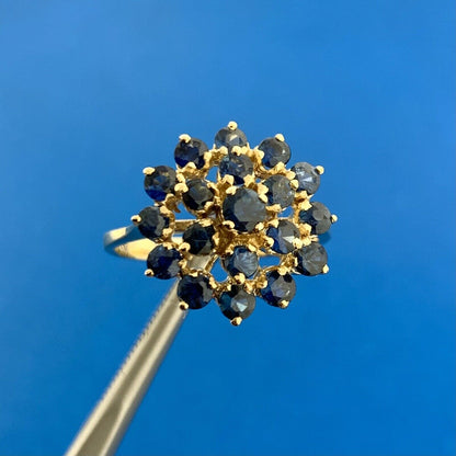 Gorgeous 14k Yellow Gold Round Cut Indigo Spinel Circle Cluster Ring Size 6.25
