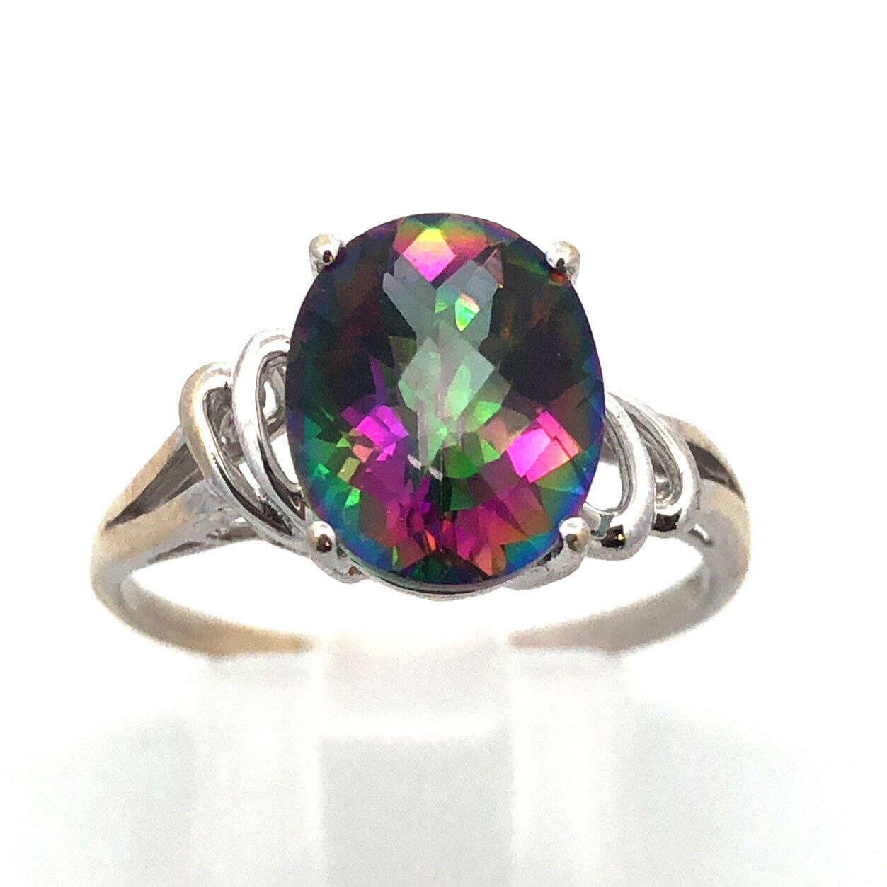 Gorgeous 14K White Gold Oval Mystic Topaz Cocktail Ring