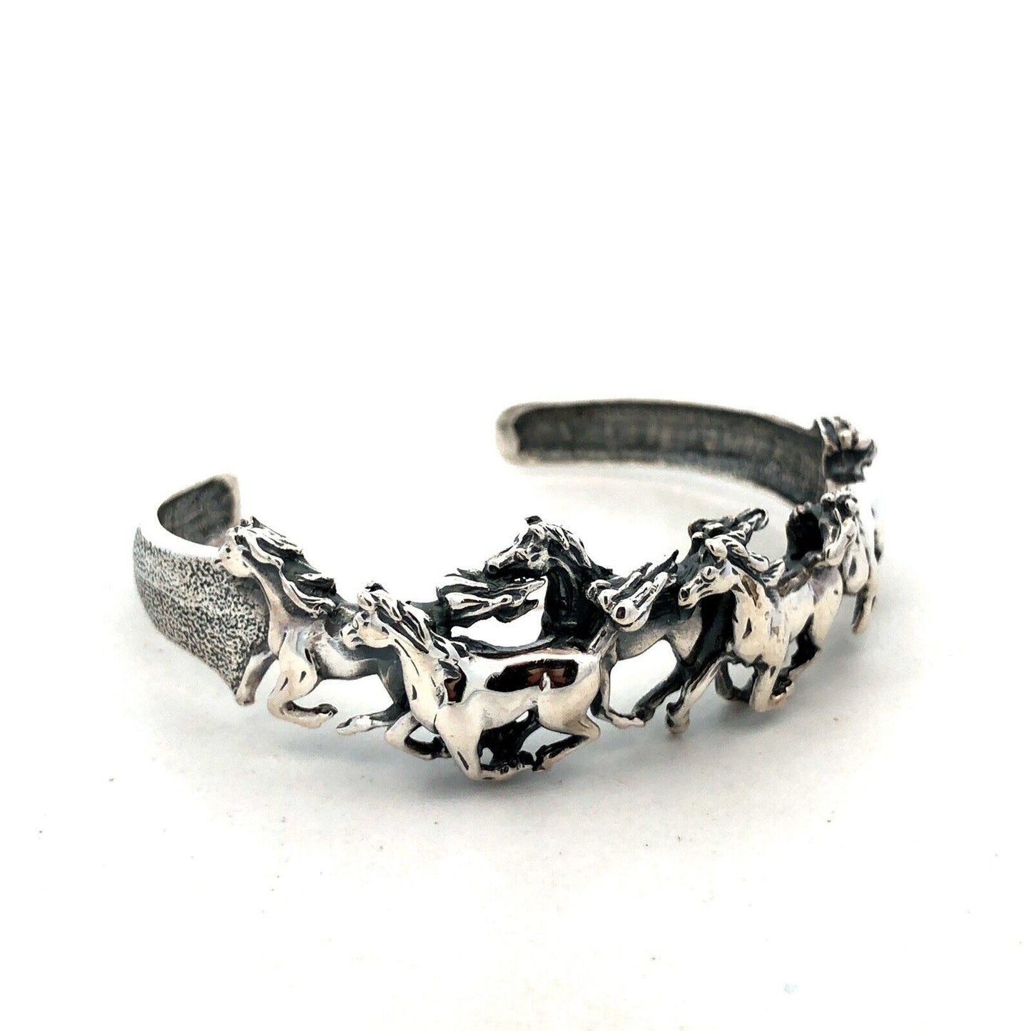 Vintage 925 Sterling Silver 3D Horse Galloping Equine Textured Cuff Bracelet