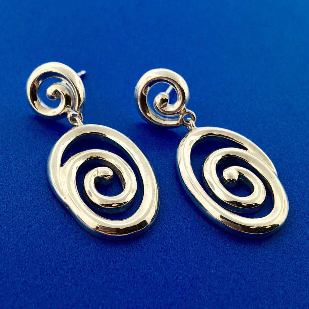 Designer 925 Sterling Silver Modernist Swirl Dangle Statement Earrings
