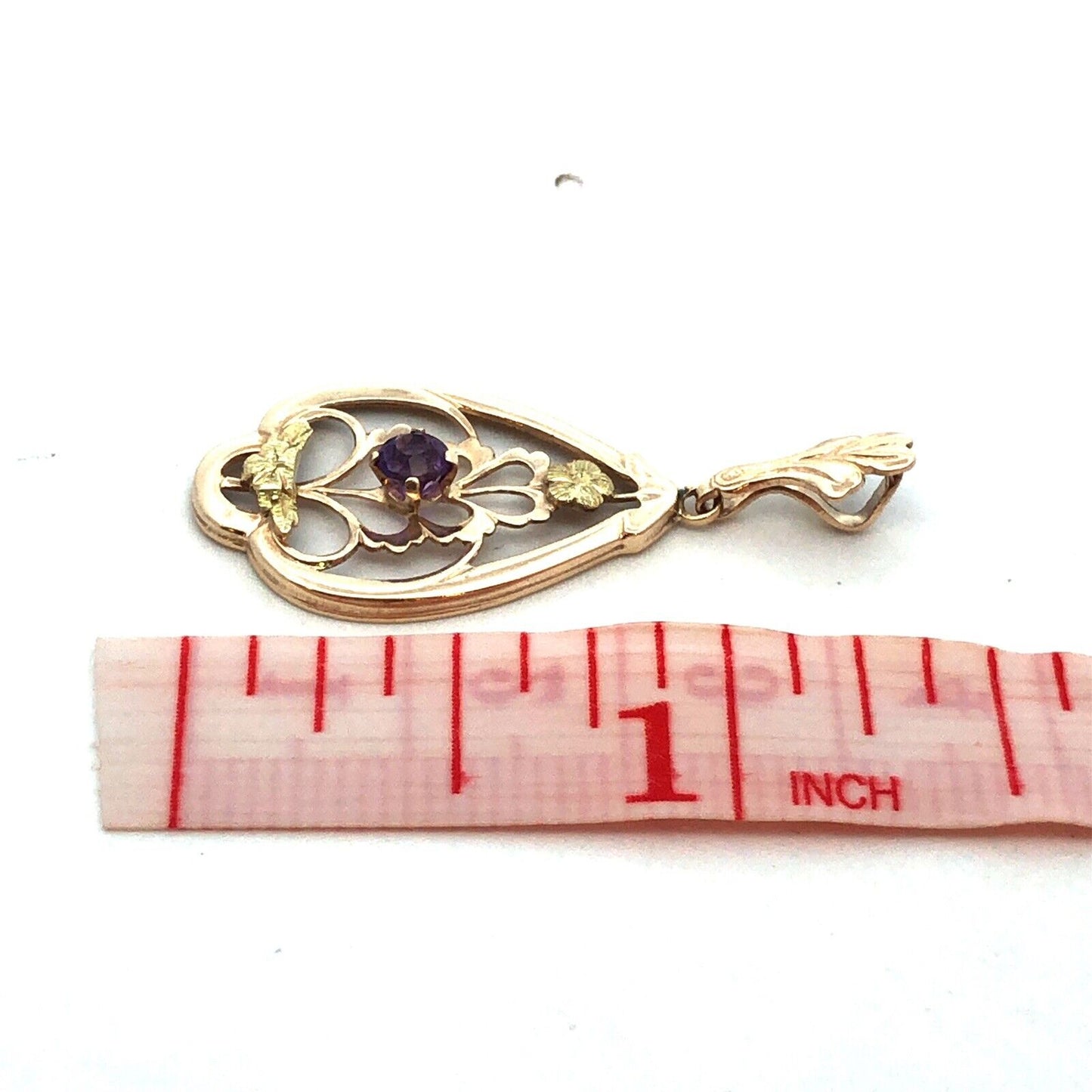 Designer Memco 10K Yellow Gold Round Amethyst Floral Floral Oval Pendant