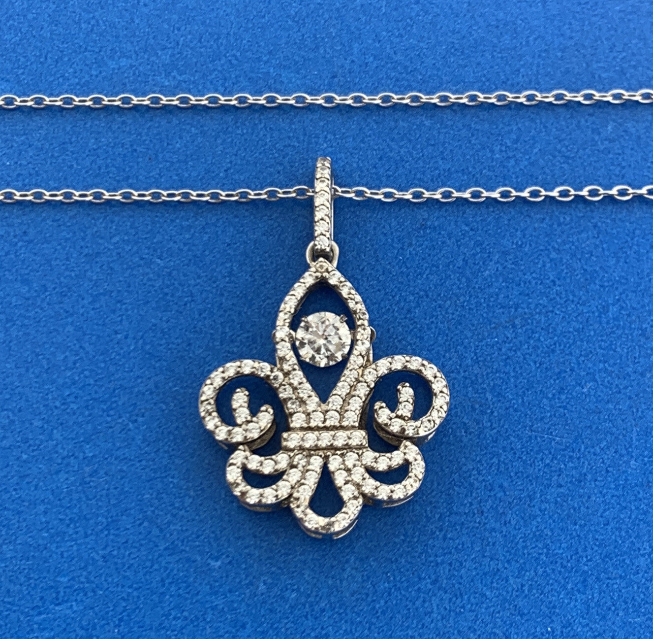 Designer 925 Sterling Silver Floating Cubic Zirconia Fleur De Lis Necklace