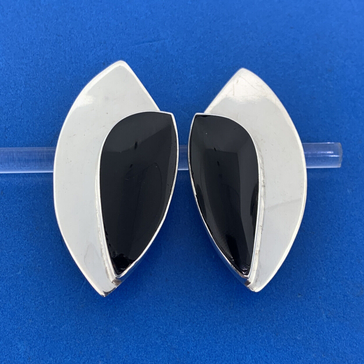 Mid Century Taxco Los Ballesteros Sterling Silver Onyx Modernist Clip Earrings