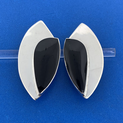 Mid Century Taxco Los Ballesteros Sterling Silver Onyx Modernist Clip Earrings