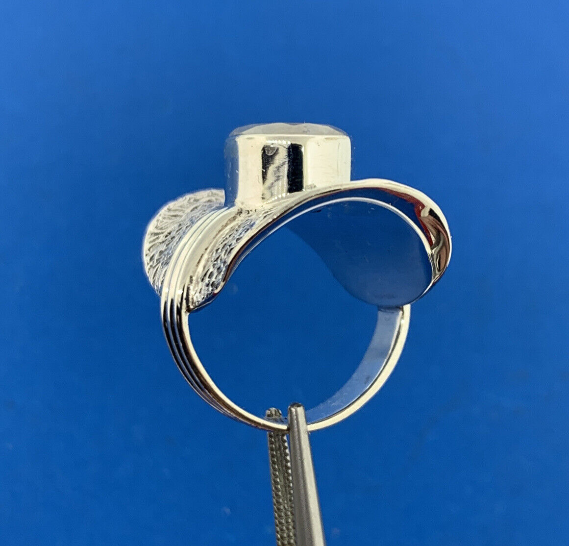 Designer 925 Sterling Silver Oval Faceted Opal Statement Saddlebag Finger Ring