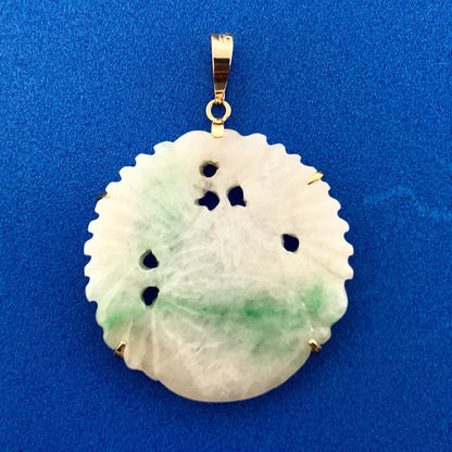 Vintage 18K Yellow Gold Carved White Green Jade Jadeite Oriental Disc Pendant