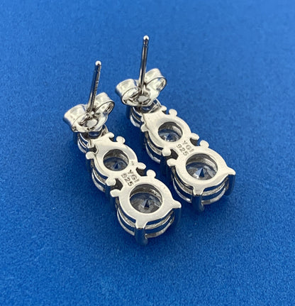 YGI Sterling Silver 925 Round Cut Sparkling CZ Vertical Channel Stud Earrings