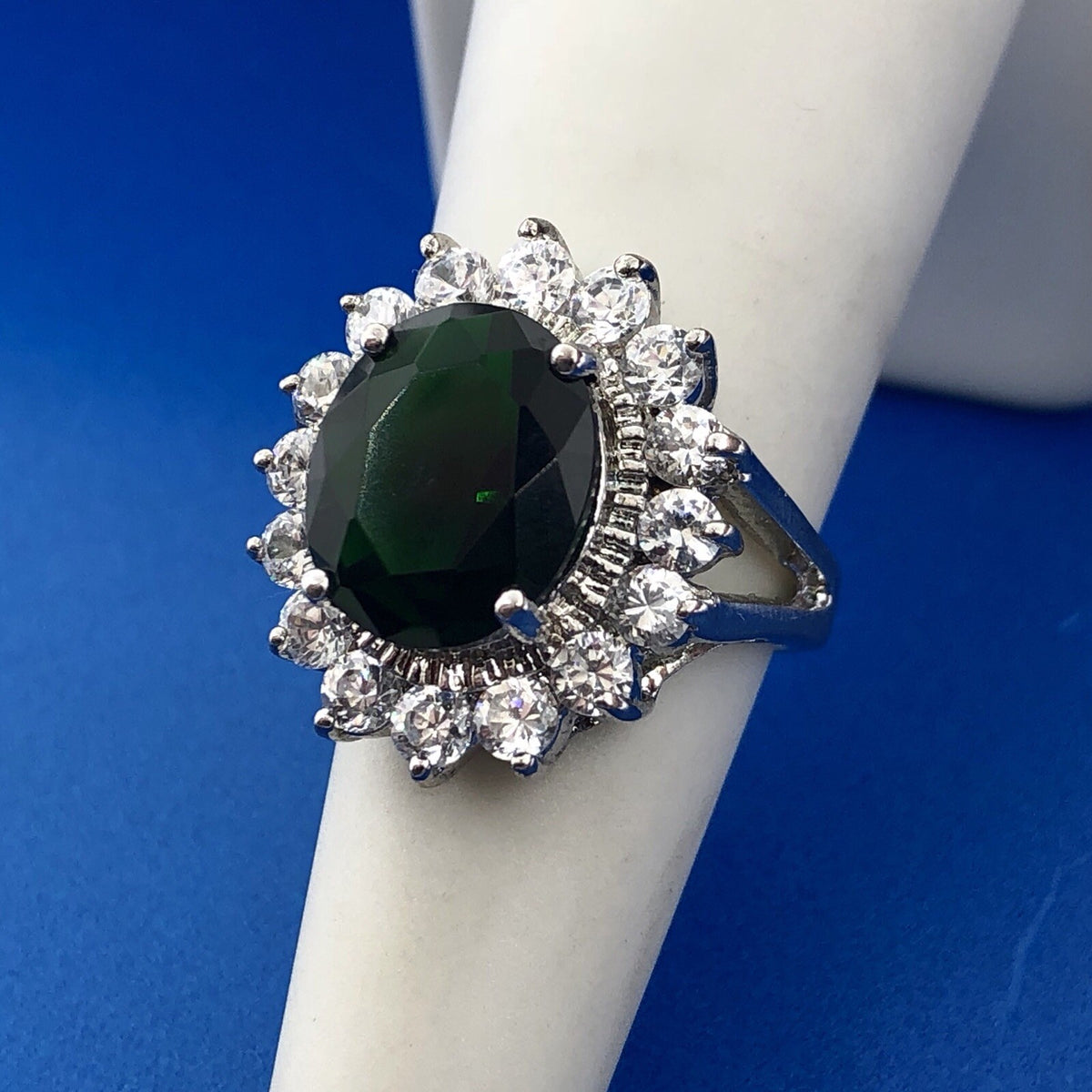 Retro Sterling Silver 925 Green White CZ Statement Fashion Cocktail Ring