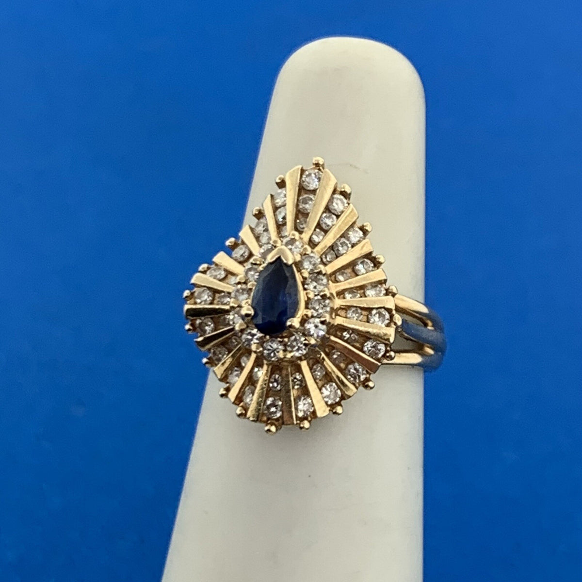 Designer 14K Yellow Gold Sapphire Diamond Cluster Statement Cocktail Ring
