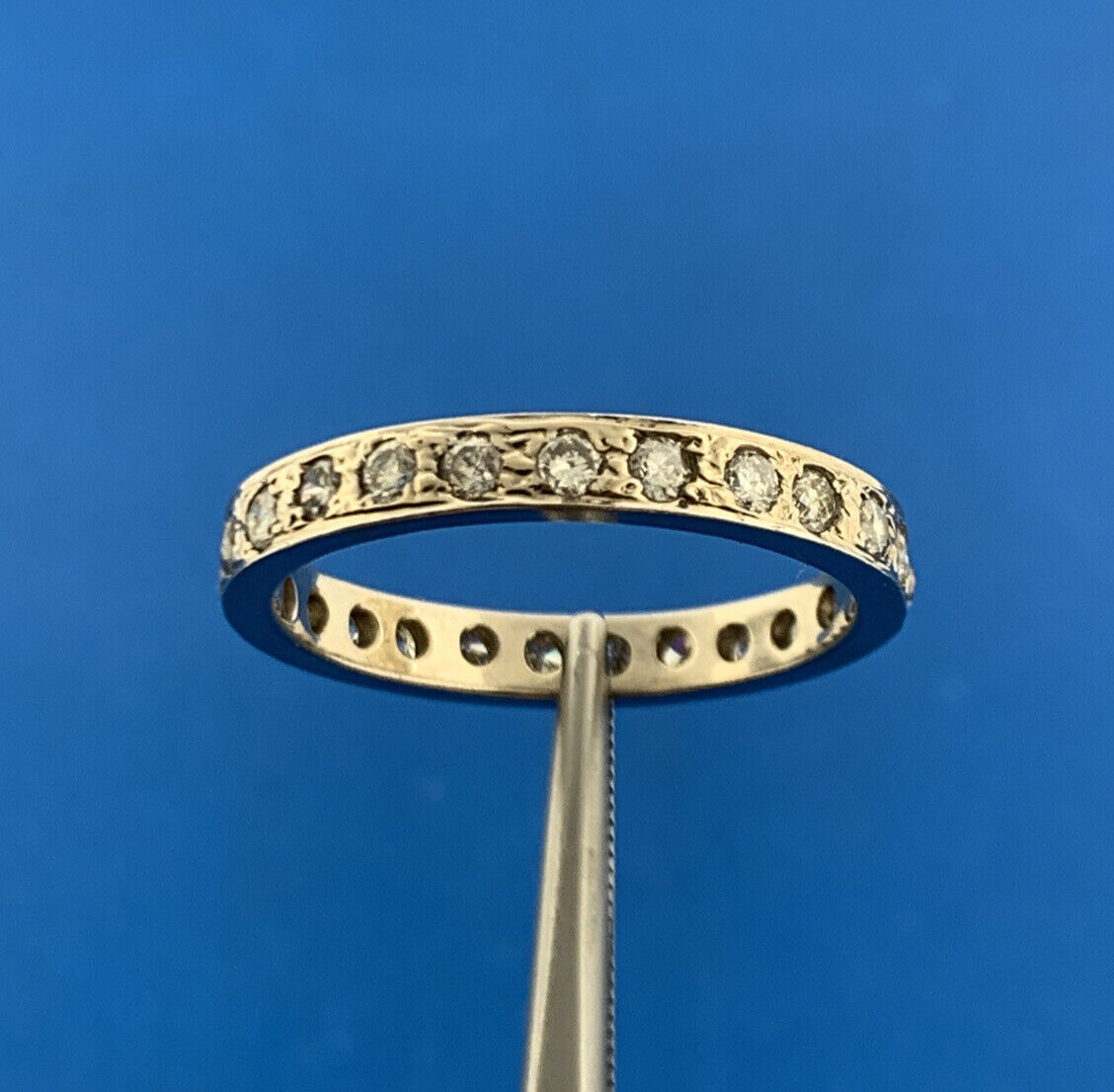 Gorgeous 14k White Gold Round Cut Sparkling Diamond Eternity Anniversary Ring