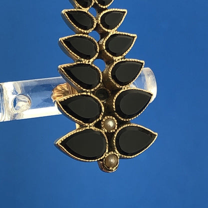 Vintage 14k Yellow Gold Onyx Inlay Seed Pearl Fern Leaf Screw Back Earrings