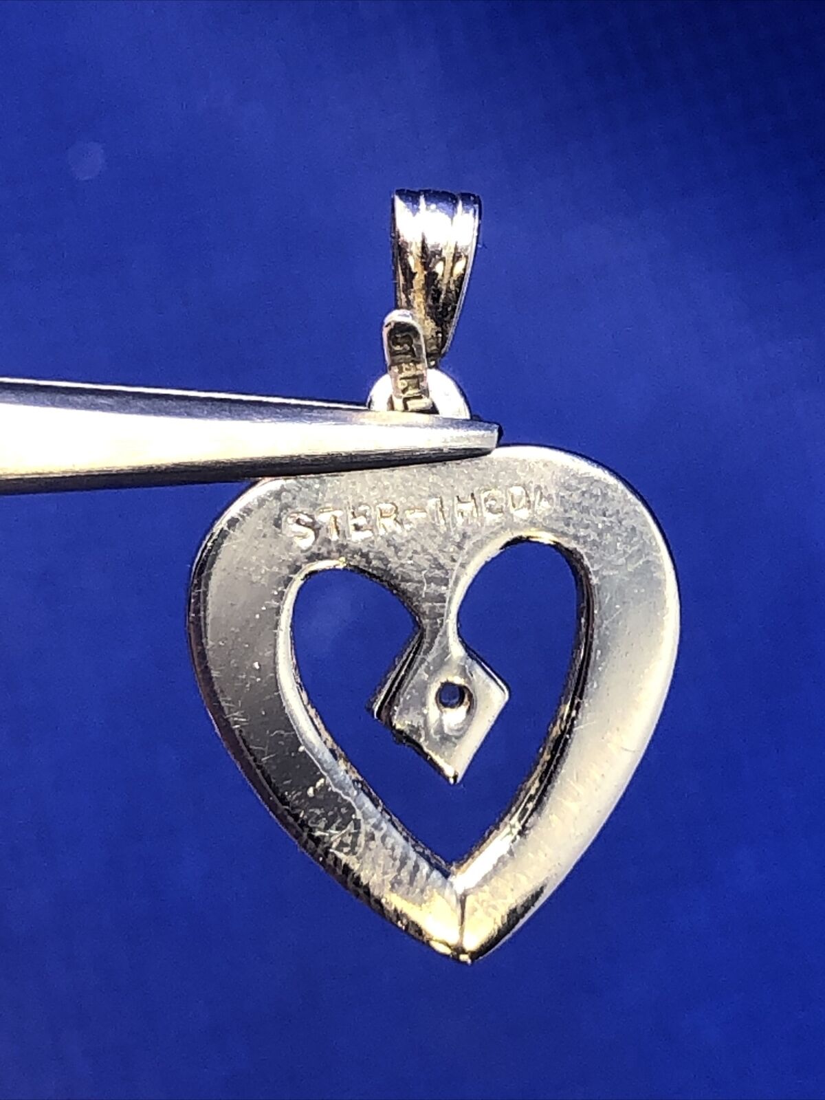 Designer THEDA 925 Sterling Silver White Amethyst Heart Love Anniversary Pendant