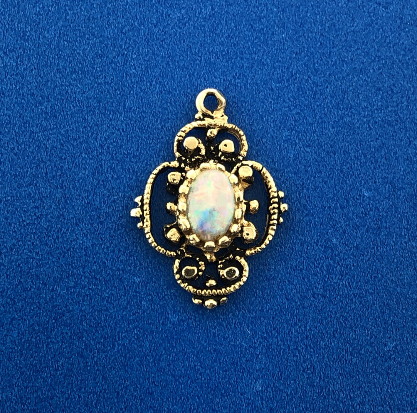 Gorgeous 14k Yellow Gold Cabochon White Opal Openwork Filigree Regal Pendant