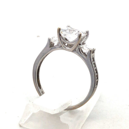 14k White Gold Princess Cut Cubic Zirconia cz Ring with Accents Size 5.75