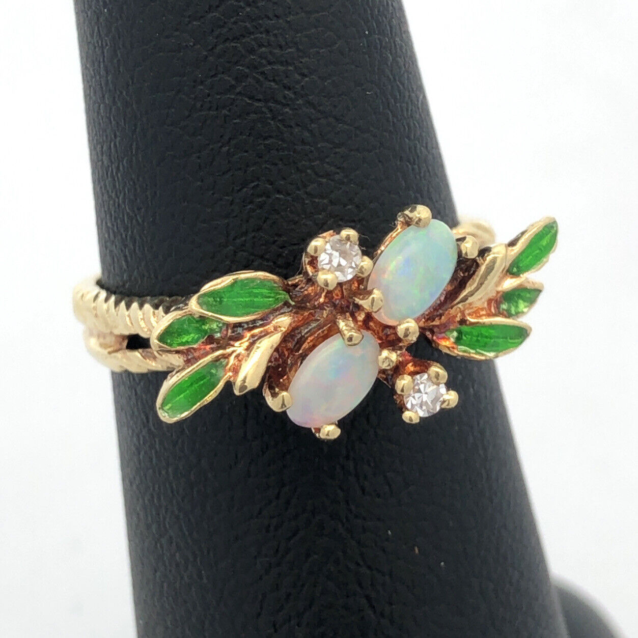 Vintage 14K Yellow Gold Opal and Diamond Accent Green Enamel Leaf Design Ring