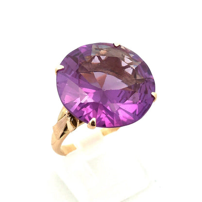 Vintage Designer 14K Yellow Gold Round Purple Sapphire Statement Solitaire Ring