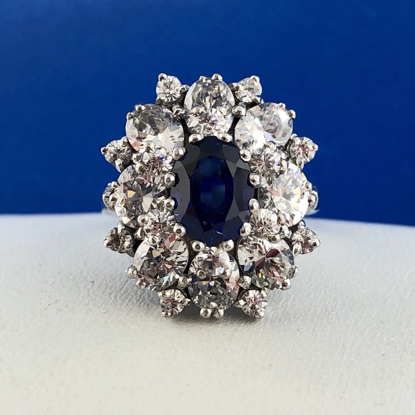 Spectacular Sterling Silver 925 Blue Sapphire CZ Oval Cluster Cocktail Ring