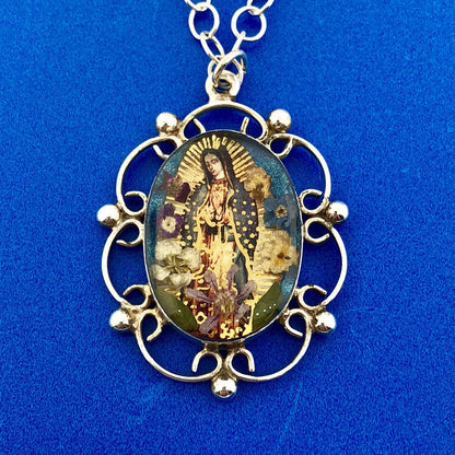 Designer ATI Sterling Silver 925 Resin Mary Religious Scroll Bead Necklace