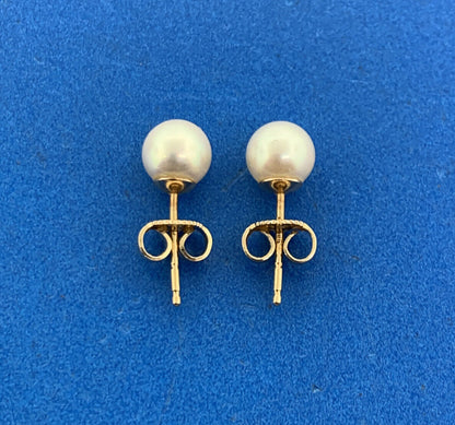 Designer 14K Yellow Gold Pearl 6.4mm Solitaire Classic Stud Earrings