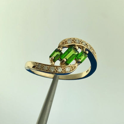 10k Yellow Gold Emerald Cut Green Tourmaline Diamond Accent Bypass Ring Size 6.5