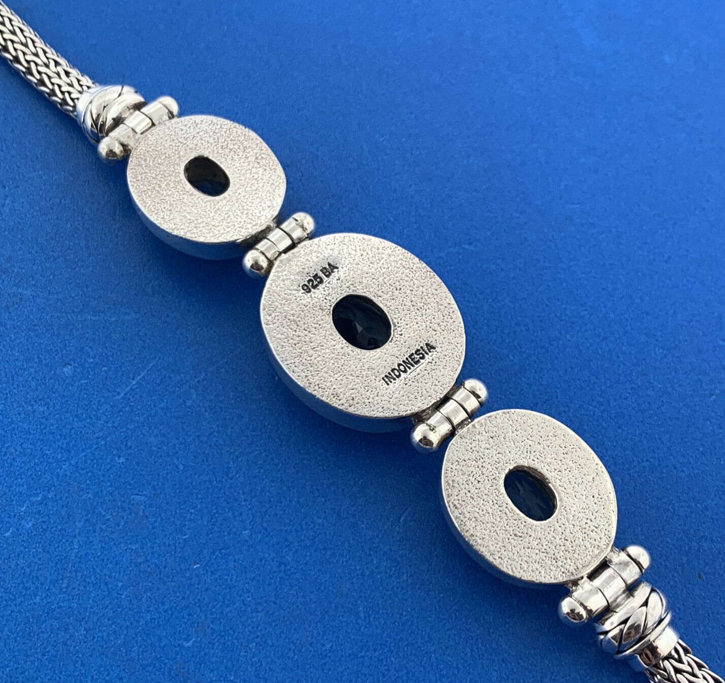 BA Suarti Sterling Silver Oval Prasiolite  Balinese Statement Toggle Bracelet