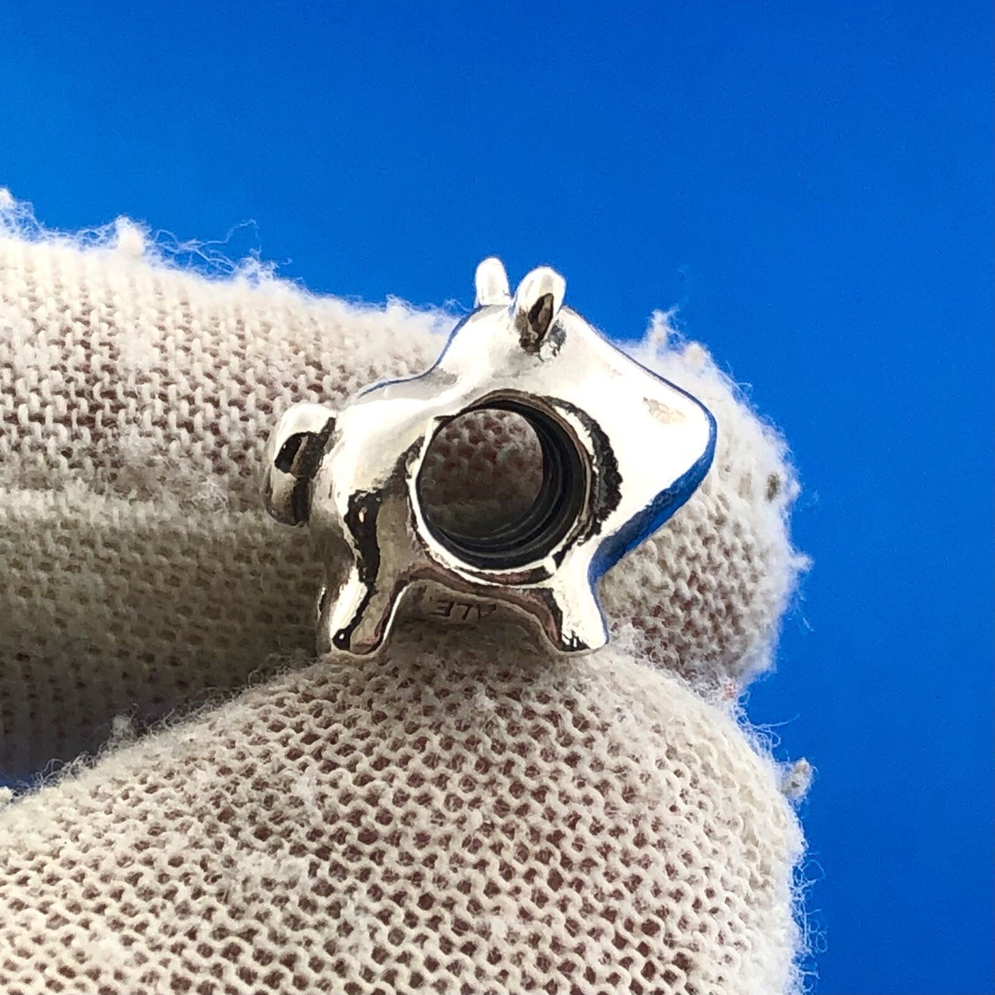 Authentic PANDORA Moments 925 Sterling Silver 790258 Spot The Dog Charm