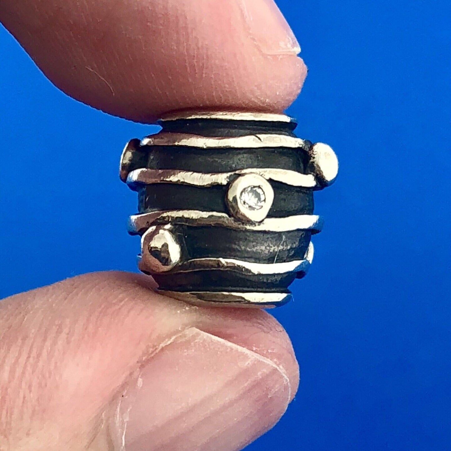 Designer 925 Sterling Silver Cubic Zirconia Bee Hive Slide Bracelet Barrel Charm