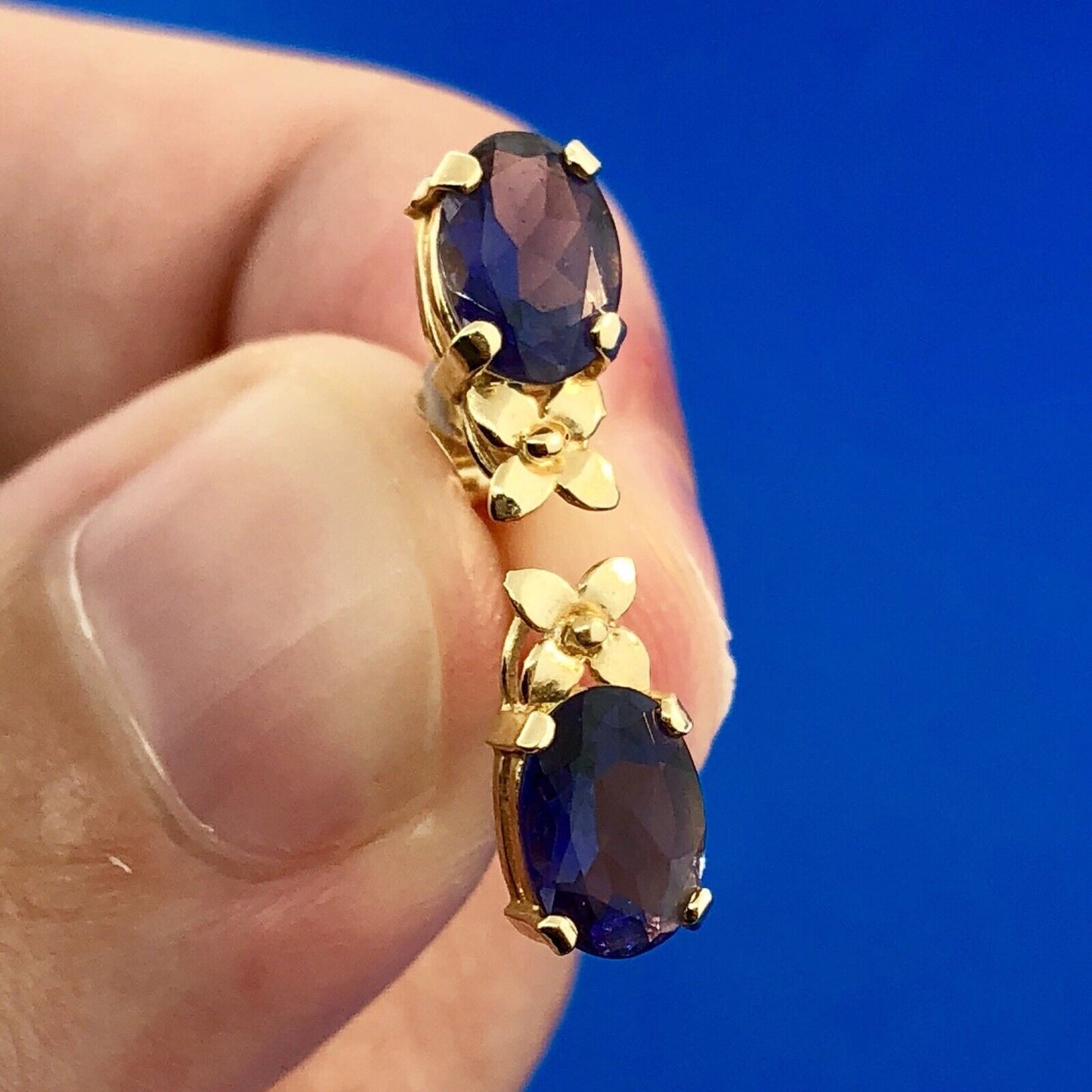 Designer Mexico 14K Yellow Gold Floral Motif Amethyst February Stud Earrings