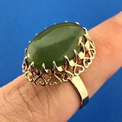 Estate 14K Yellow Gold Jade Jadeite Oval Cabochon Heart Scroll Cocktail Ring