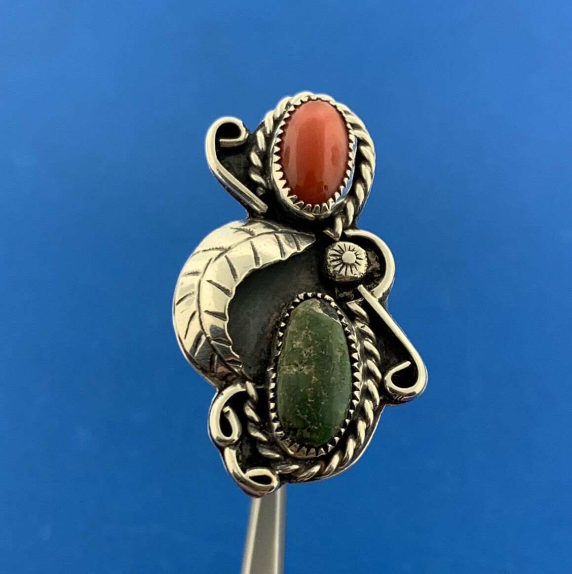 Native American Unsigned Sterling Silver Moss Agate Coral Squash Blossom Ring