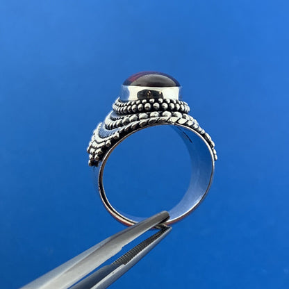 Stunning Sterling Silver 925 Cabochon Amber Statement Finger Ring Size 6