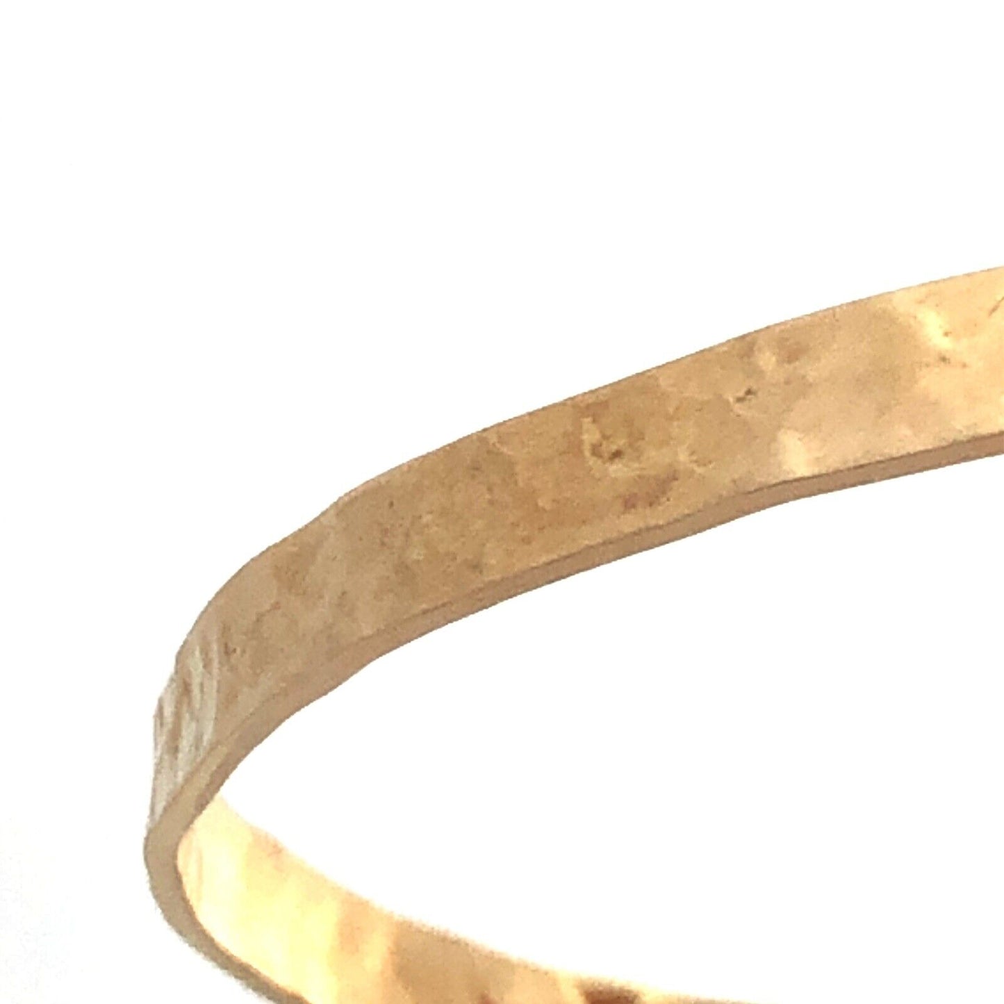 Modernist 14K Yellow Gold Hammered Textured Cubic Zirconia Oval Bangle Bracelet